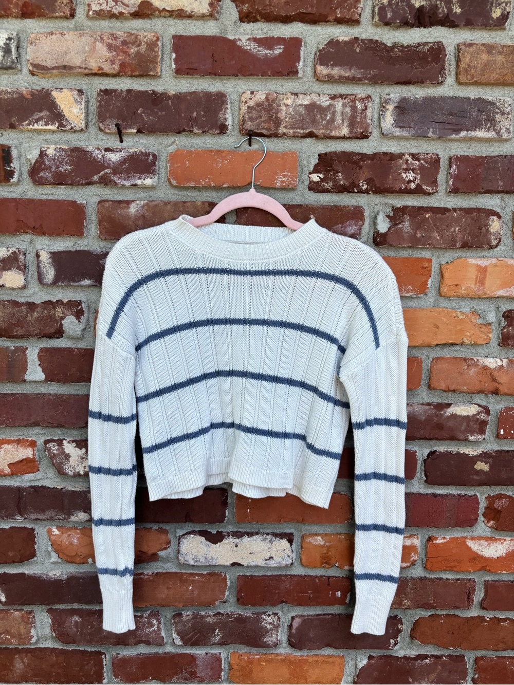 EUC Aeropostale Sweater